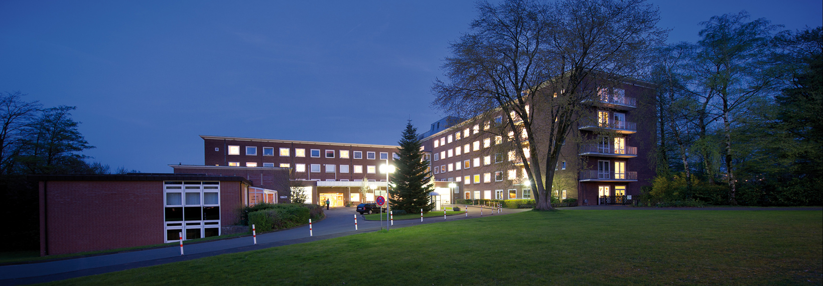 Frauen- und Kinderklinik St. Louise Außenaufnahme